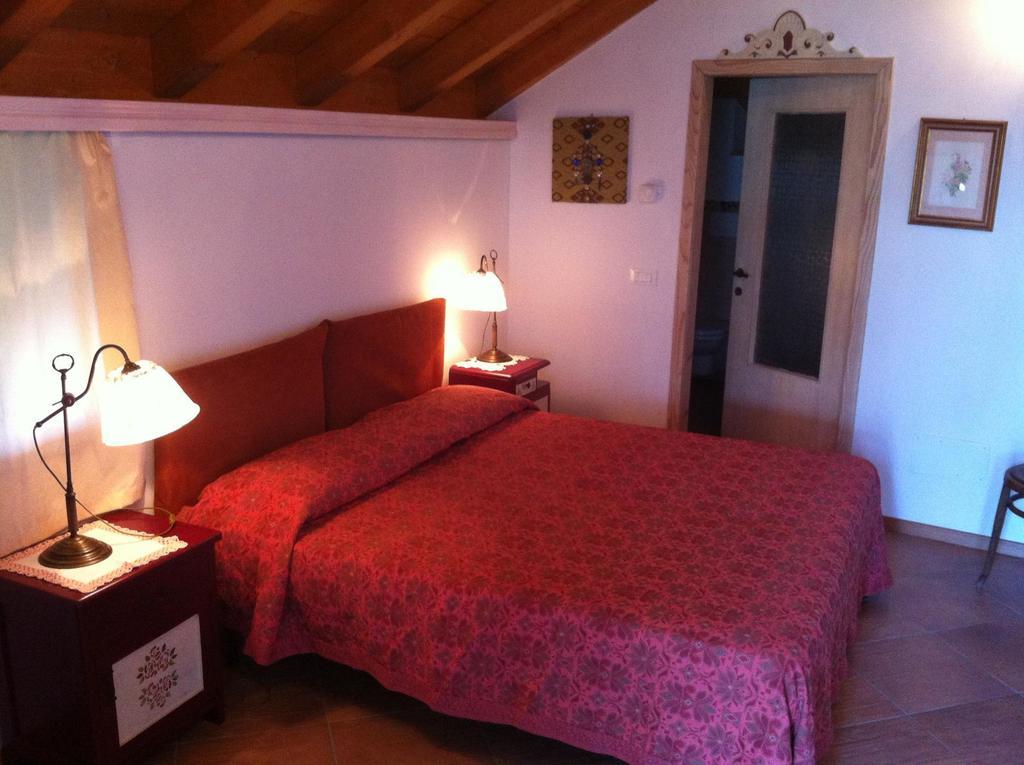 B&B Alba Sul Lago Pergine Valsugana Habitación foto